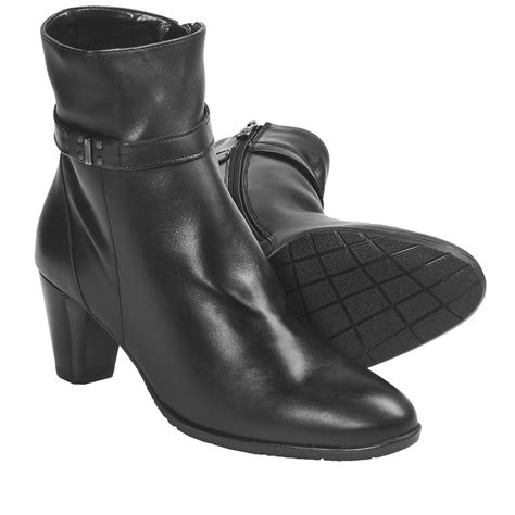 ara women's ankle boots.